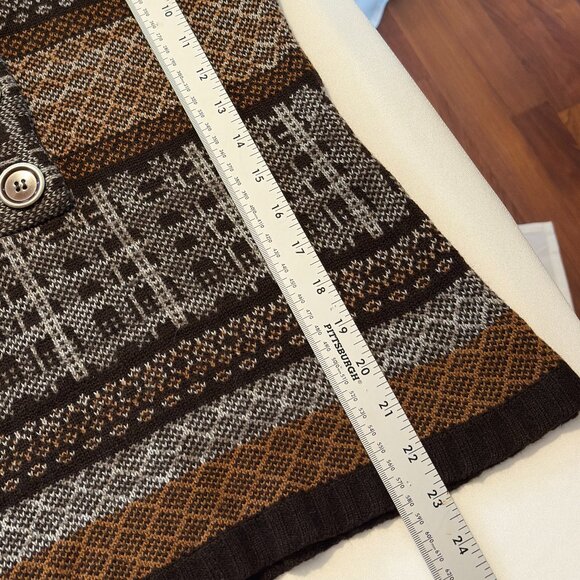 Chadwicks Black and Brown Patterned Sweater - Picture 9 of 10